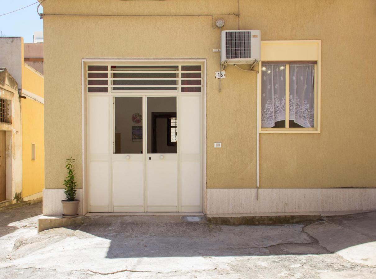 Il Cortile Della Giara Villa Avola Exterior photo